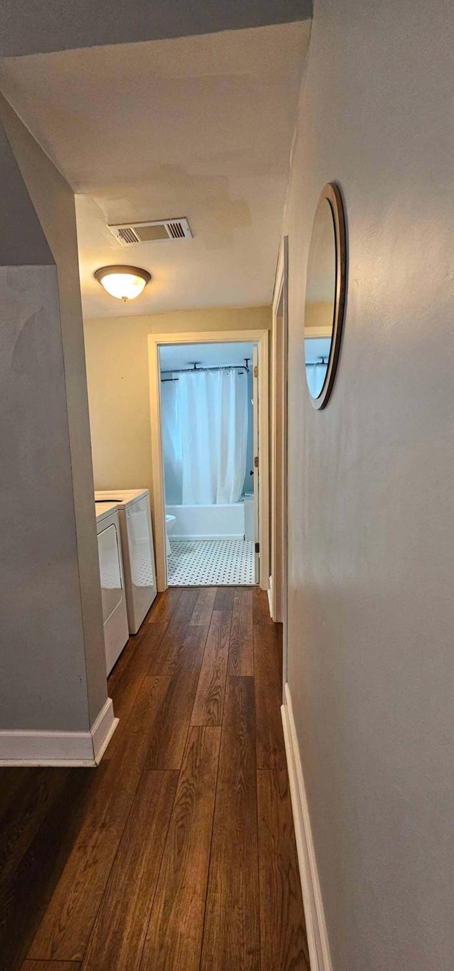 Dauphin District Darling #4 Downtown, Dining Apartment Mobile Exterior photo