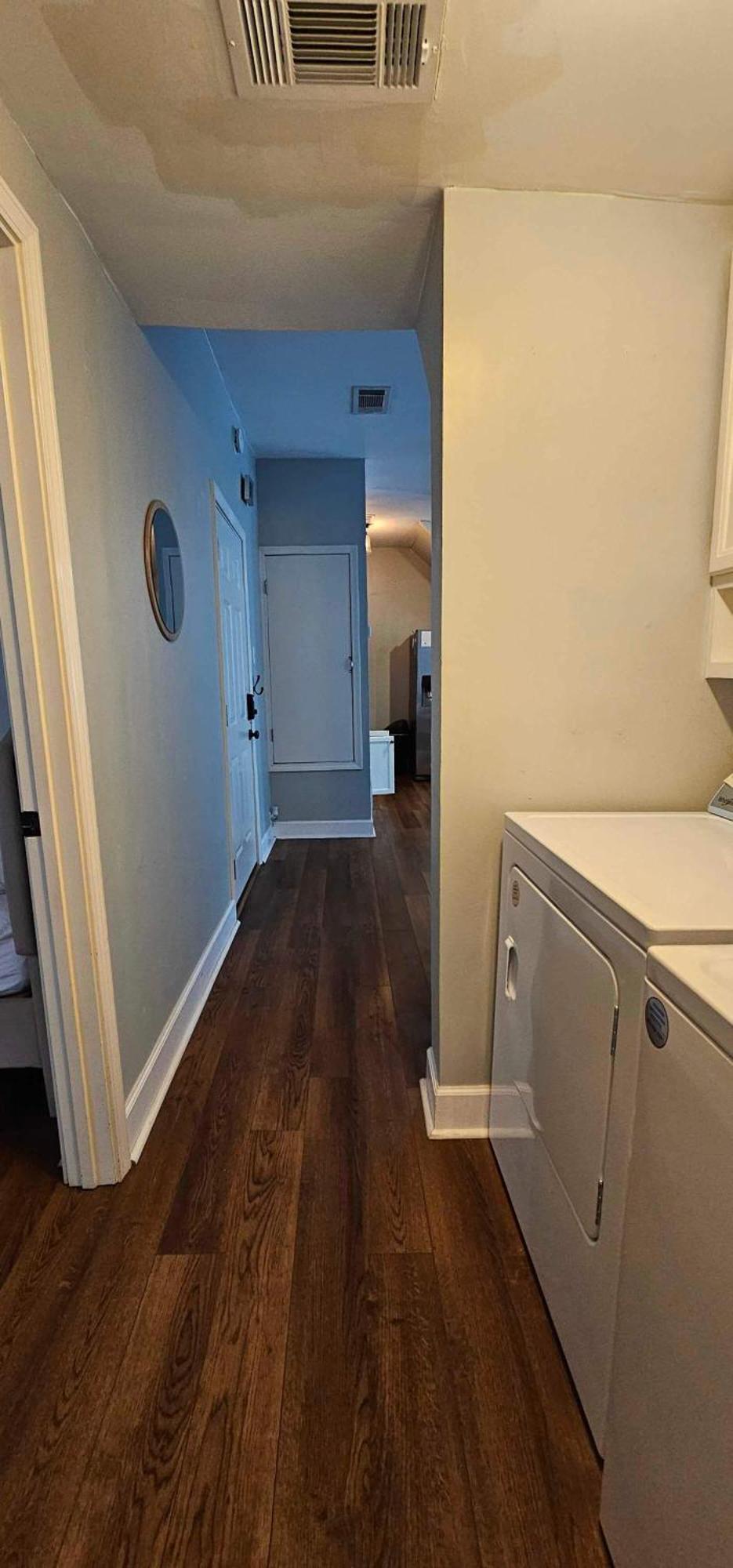 Dauphin District Darling #4 Downtown, Dining Apartment Mobile Exterior photo